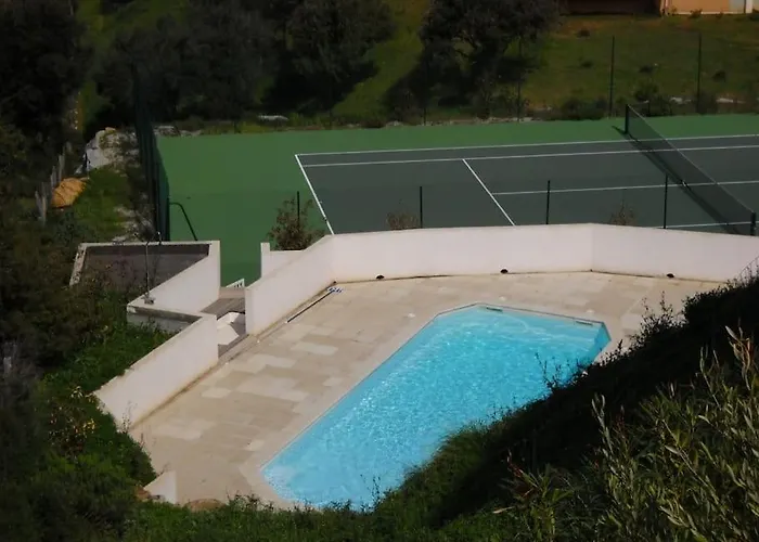 T3 En Rdj Pour 6 Pers Dans Avec Piscine *