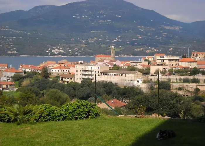 T3 En Rdj Pour 6 Pers Dans Avec Piscine